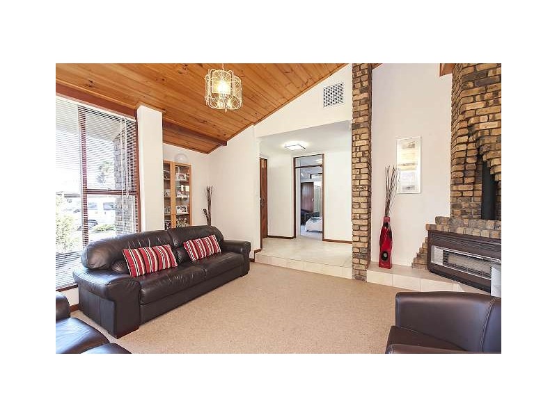 4 Tahiti Place, West Lakes SA 5021