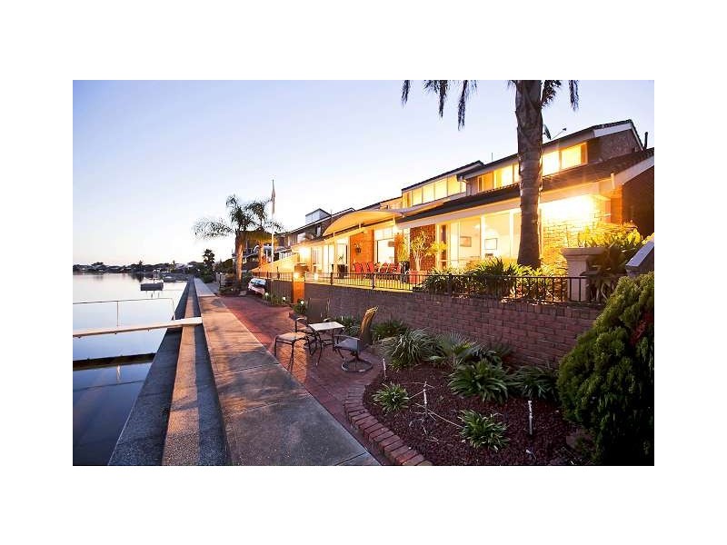 25 Hawaii Court, West Lakes SA 5021