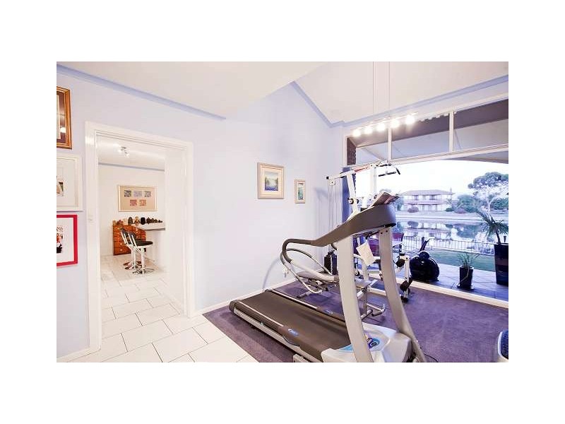 25 Hawaii Court, West Lakes SA 5021