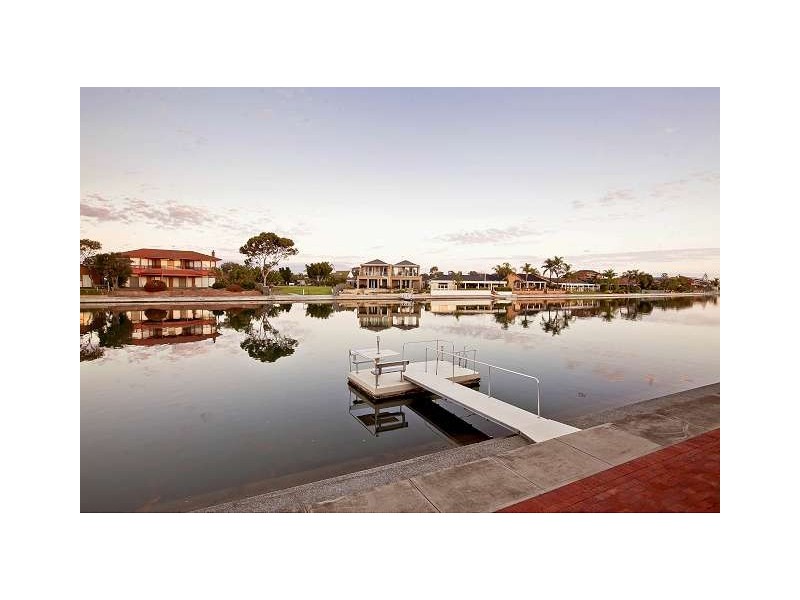 25 Hawaii Court, West Lakes SA 5021