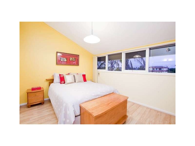 25 Hawaii Court, West Lakes SA 5021