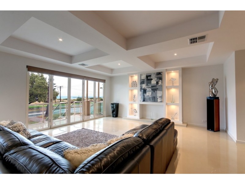 49 Esplanade, Semaphore SA 5019