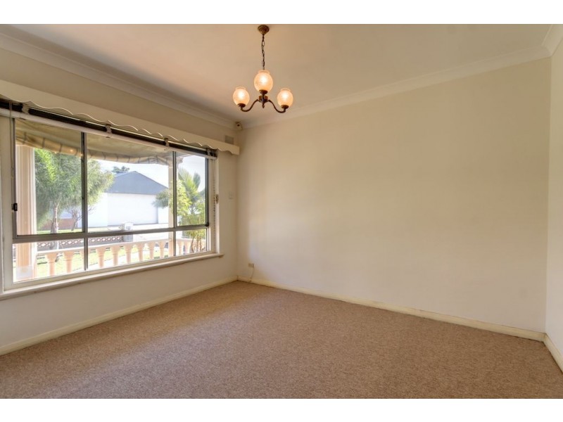 1 Trapp Avenue, Seaton SA 5023