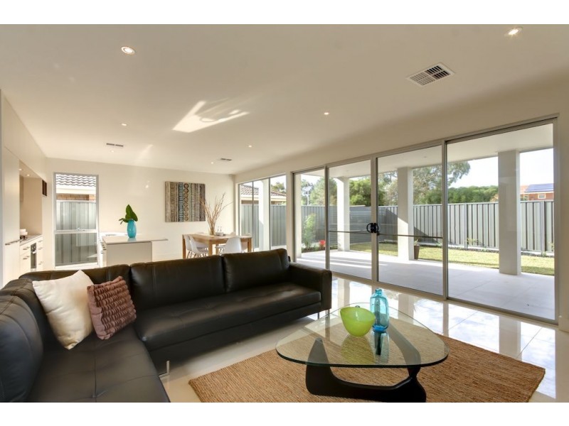 16A Sims Crescent, West Lakes SA 5021