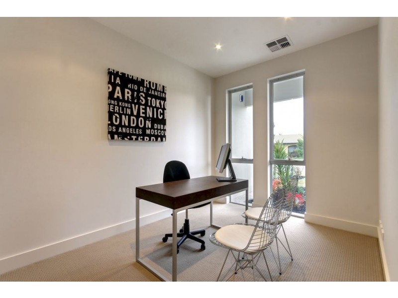 16A Sims Crescent, West Lakes SA 5021