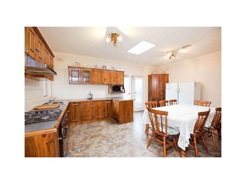 10 Dryden Road, Black Forest SA 5035