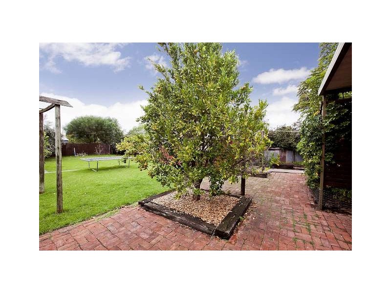 10 Dryden Road, Black Forest SA 5035