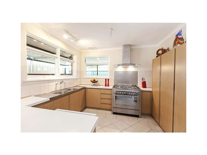 5 Mystic Court, North Haven SA 5018