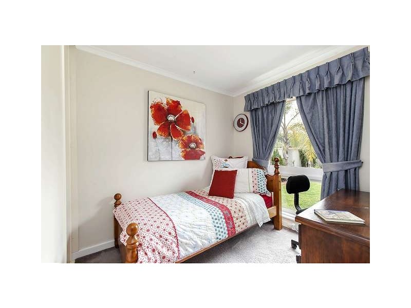 5 Mystic Court, North Haven SA 5018