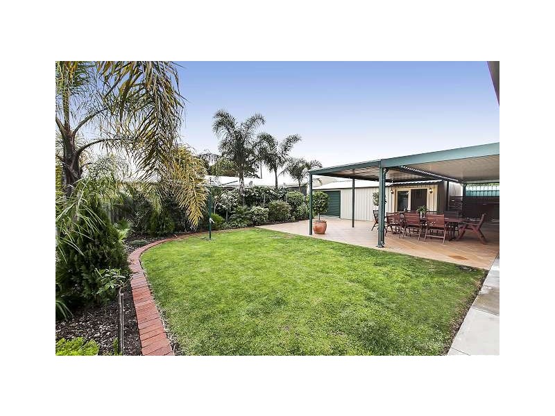 5 Mystic Court, North Haven SA 5018