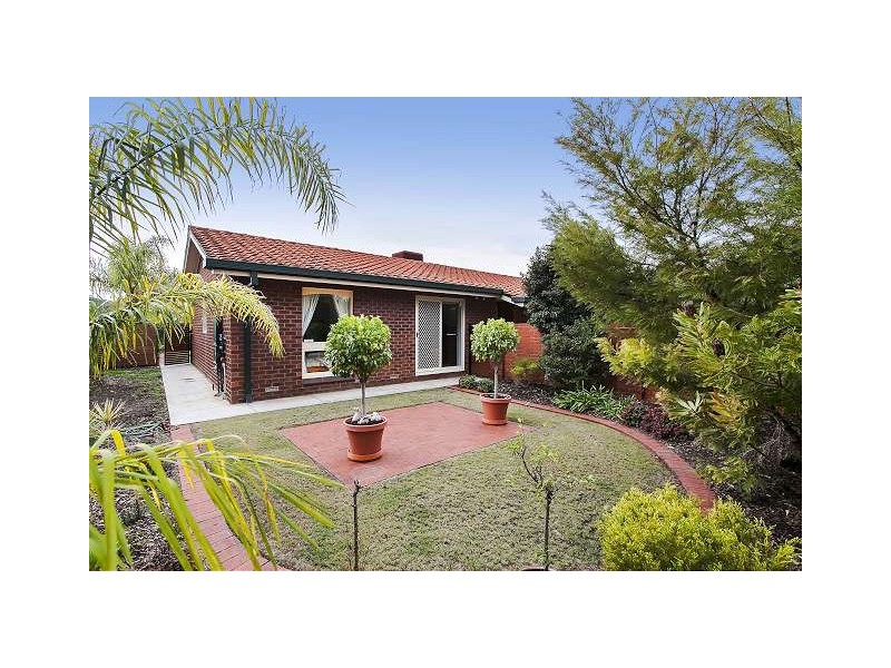 5 Mystic Court, North Haven SA 5018