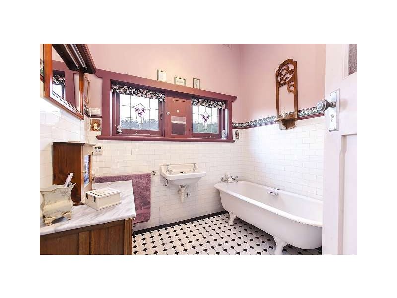 11 Wattle Street, Largs Bay SA 5016