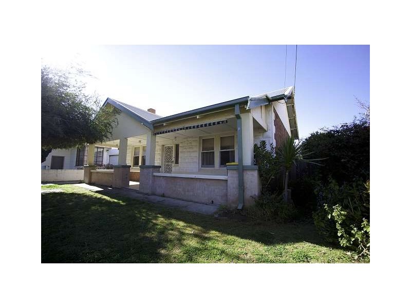 14 The Strand, Largs North SA 5016