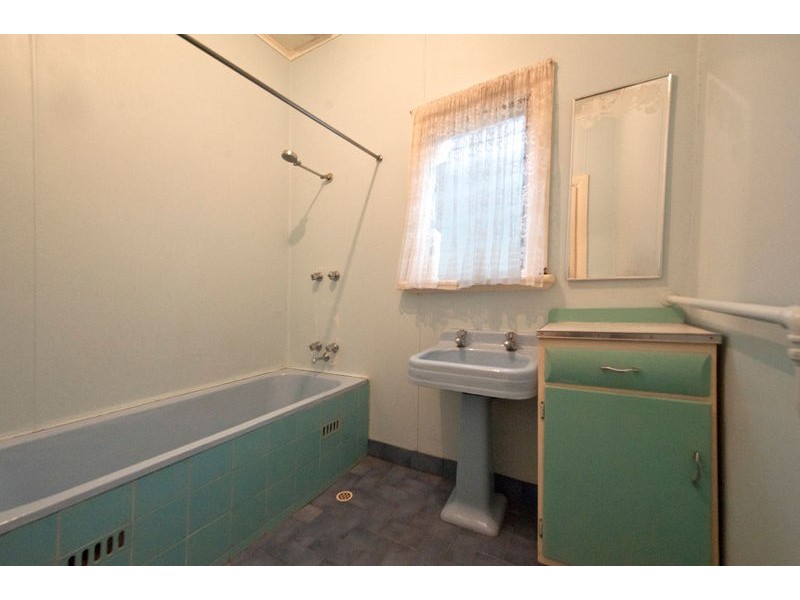 12 McKinnon Street, Glanville SA 5015