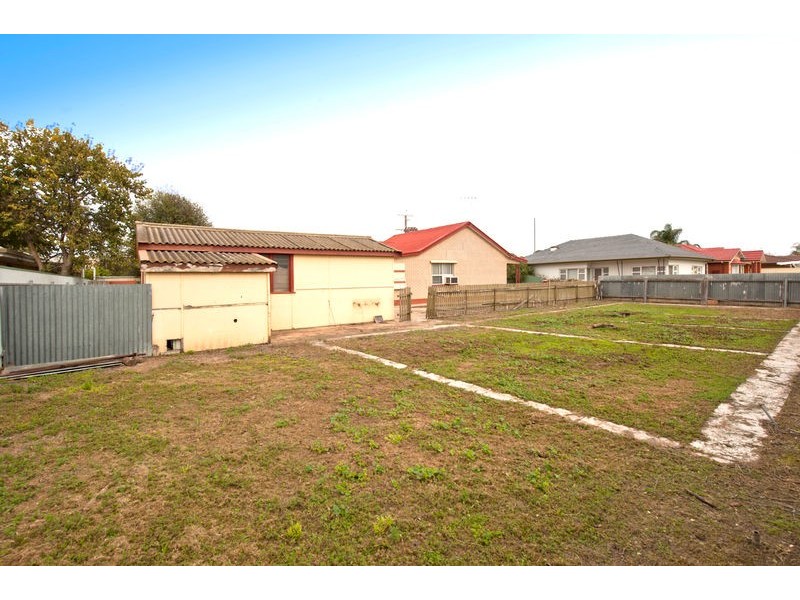 12 McKinnon Street, Glanville SA 5015