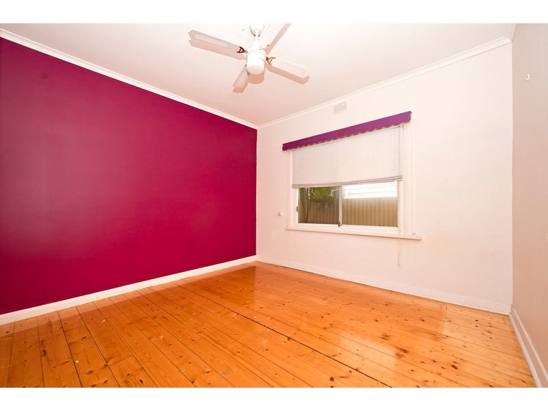 15 Mellor Road, Glanville SA 5015