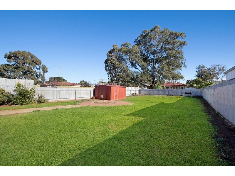 24 Twyford Street, Elizabeth Grove SA 5112