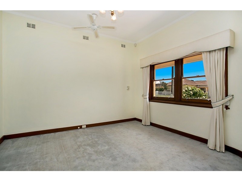 4 Fortisgreen Avenue, Pennington SA 5013