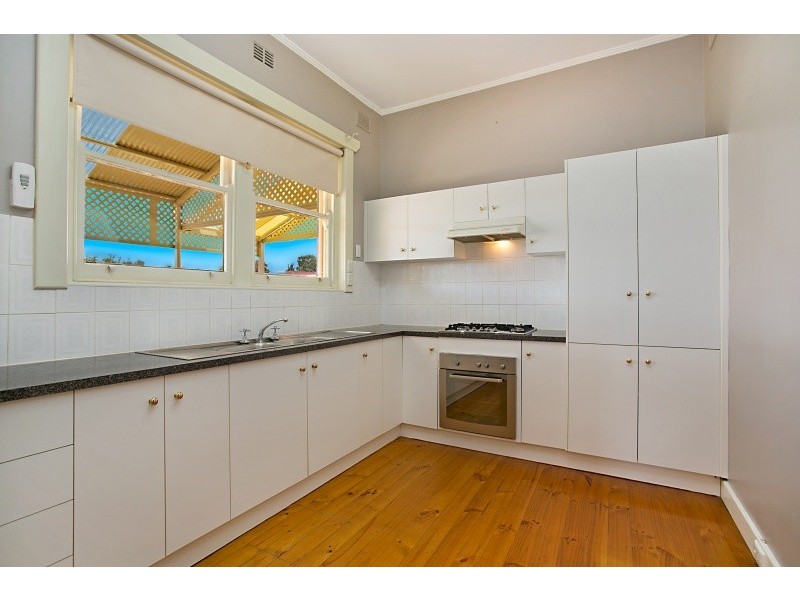 4 Fortisgreen Avenue, Pennington SA 5013