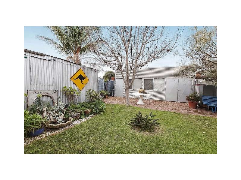 4 Canning Street, Rosewater SA 5013