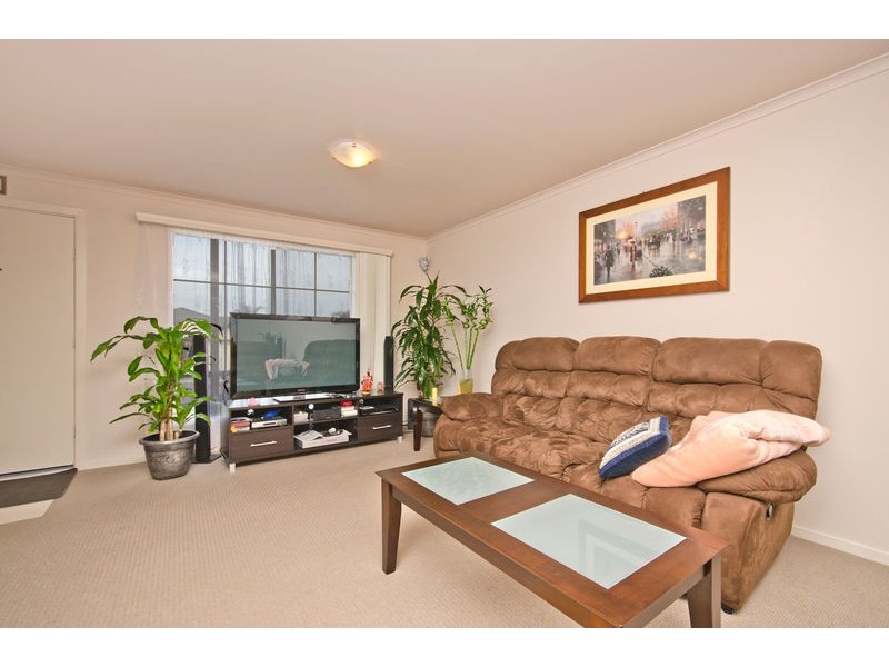 24 Hughes Court, Walkley Heights SA 5098