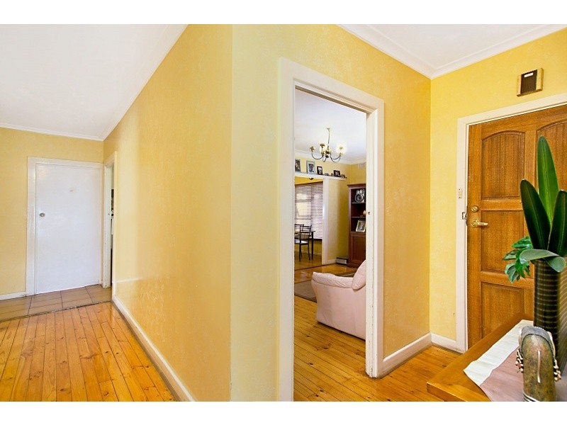 8 Porter Crescent, Fulham Gardens SA 5024