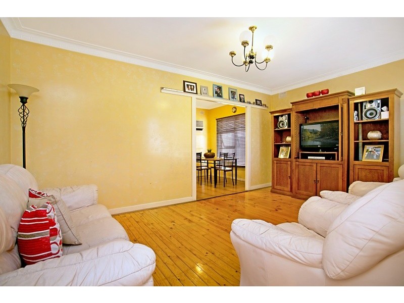 8 Porter Crescent, Fulham Gardens SA 5024