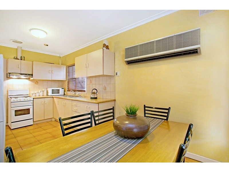 8 Porter Crescent, Fulham Gardens SA 5024