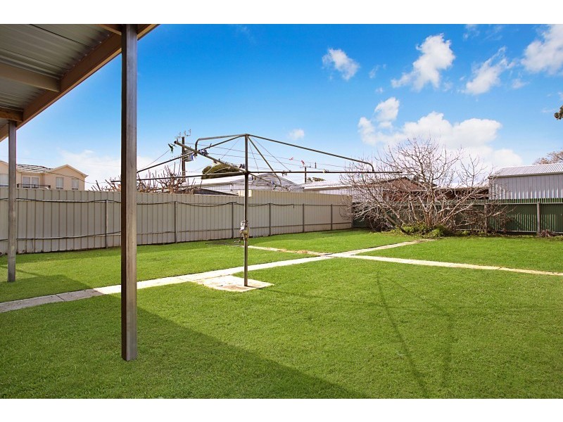 8 Porter Crescent, Fulham Gardens SA 5024