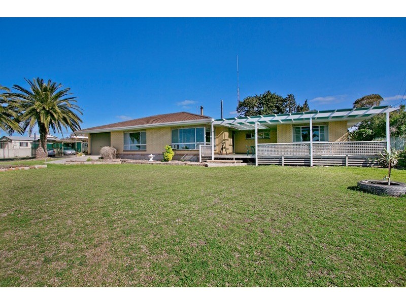 38 Esplanade, Point Turton SA 5575
