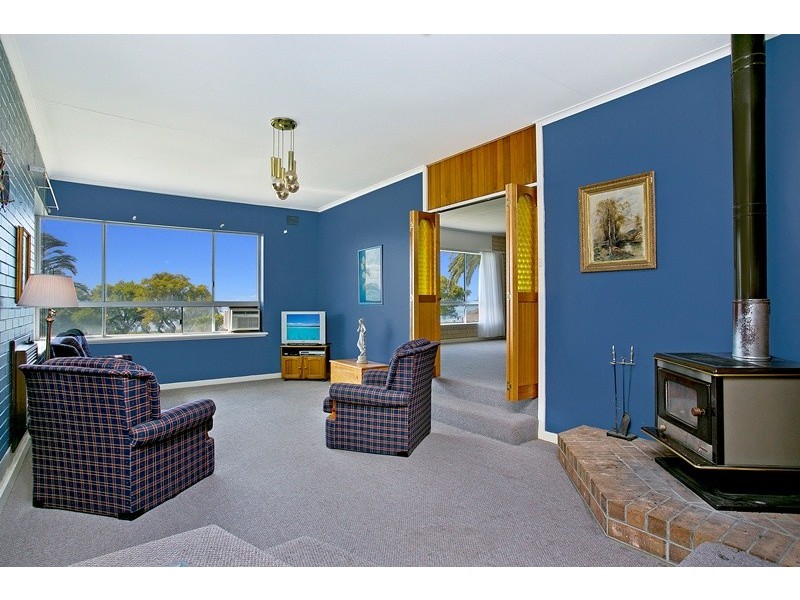 38 Esplanade, Point Turton SA 5575