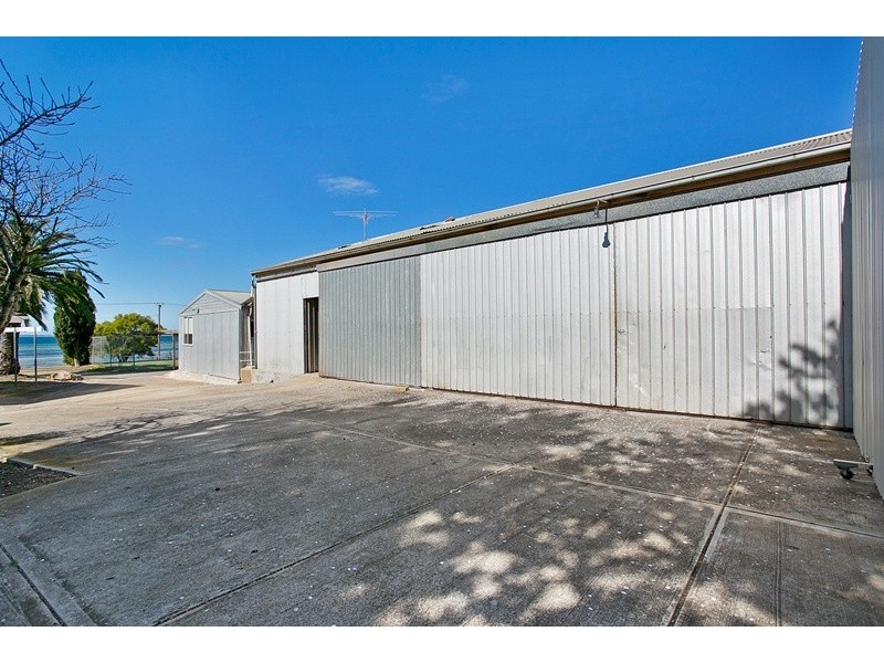 38 Esplanade, Point Turton SA 5575