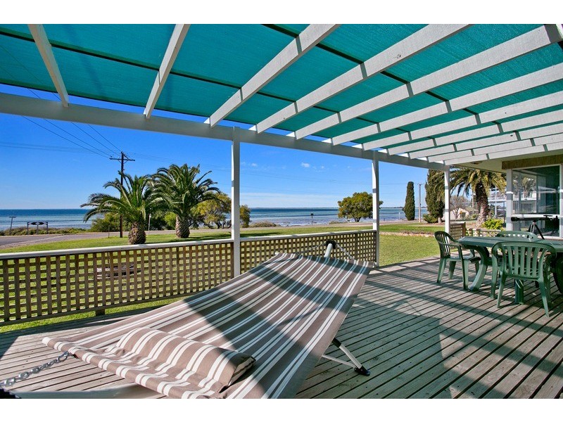 38 Esplanade, Point Turton SA 5575