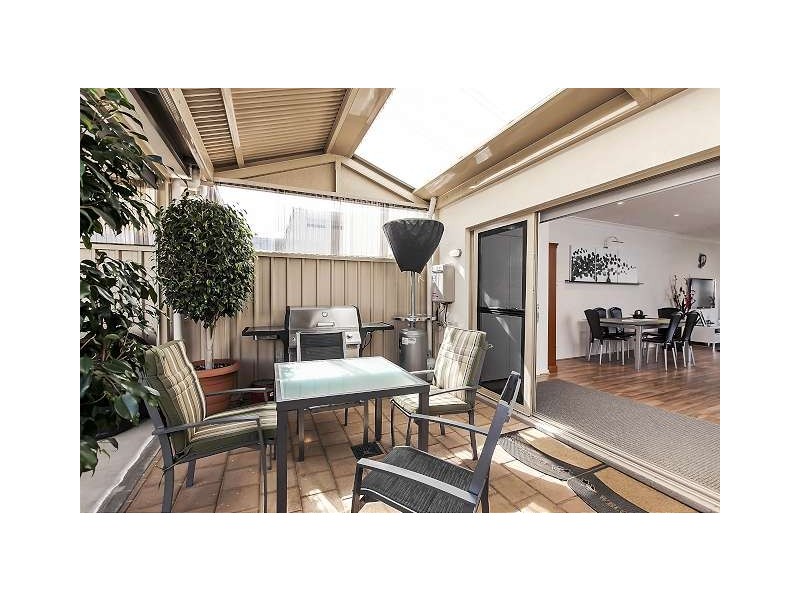 2/198 Tapleys Hill Road, Seaton SA 5023