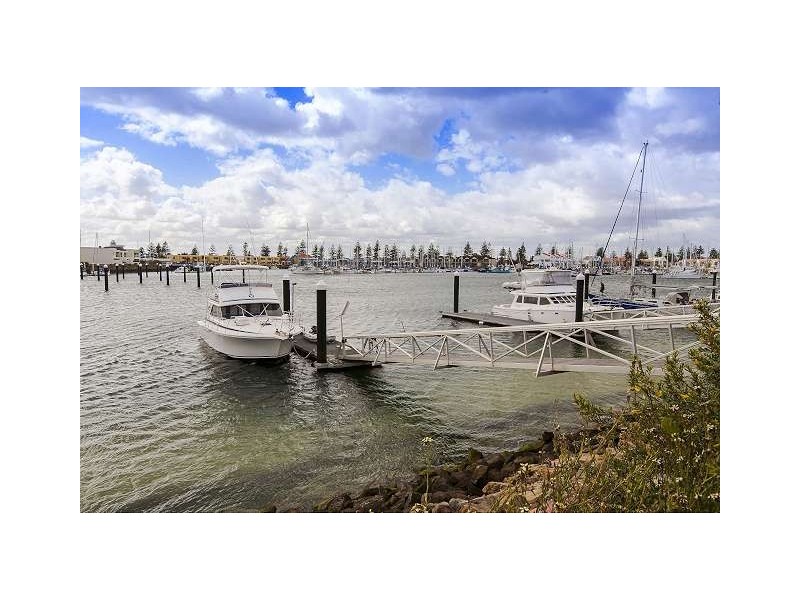 57 Gulf Point Drive, North Haven SA 5018