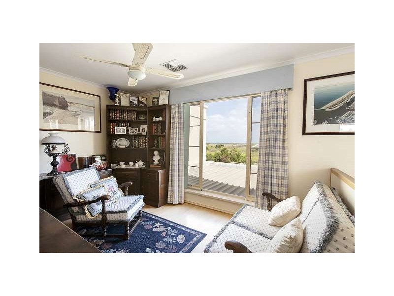 57 Gulf Point Drive, North Haven SA 5018