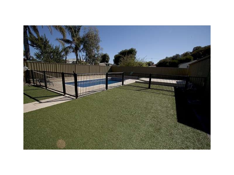 25 Fourth Avenue, Semaphore Park SA 5019