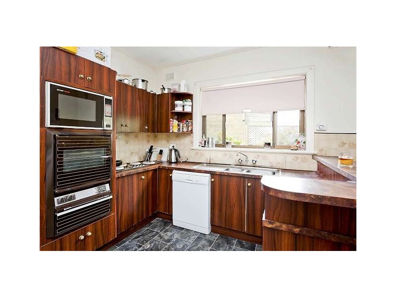 2 Boord Street, Semaphore South SA 5019