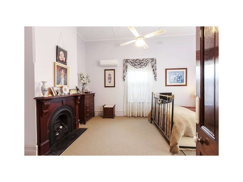 29 Walker Street, Birkenhead SA 5015