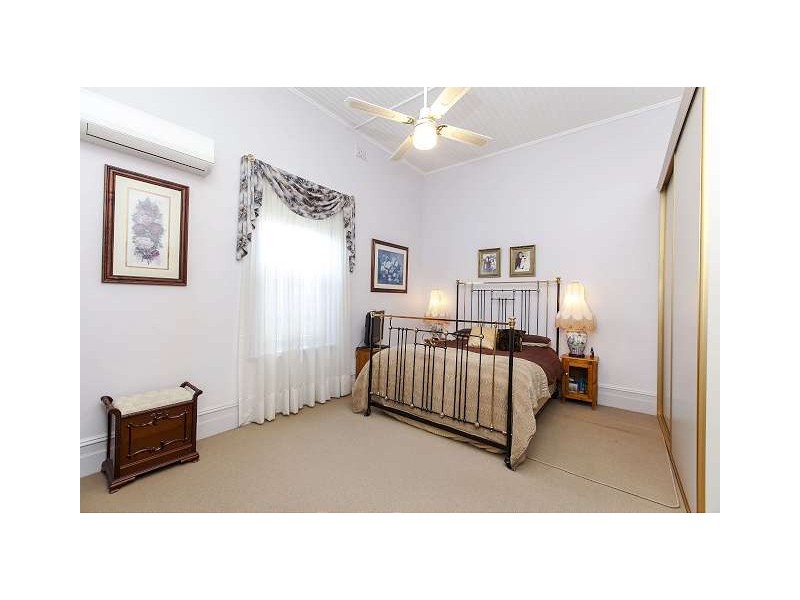 29 Walker Street, Birkenhead SA 5015