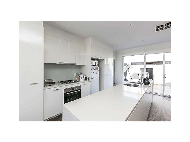 20 Yao Cove, New Port SA 5015