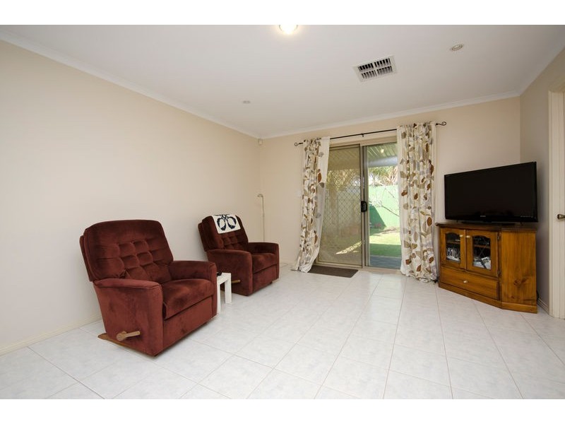 32 Russell Street, Ethelton SA 5015