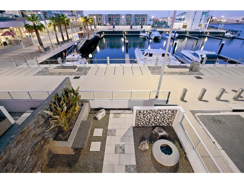 7 Tarni Court, New Port SA 5015