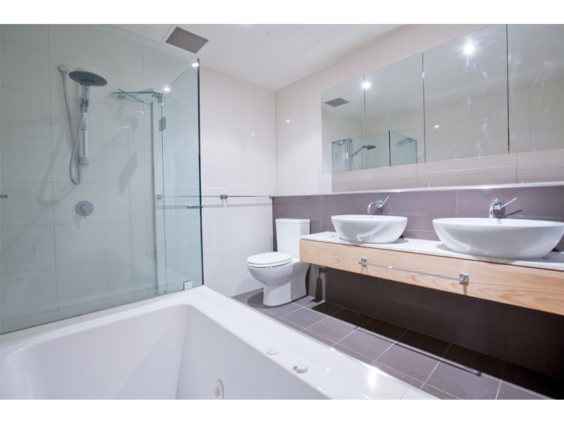 7 Tarni Court, New Port SA 5015