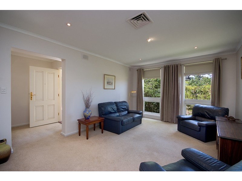 3 Jenny Place, Grange SA 5022