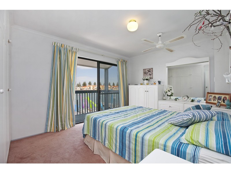 141 Gulf Point Drive, North Haven SA 5018