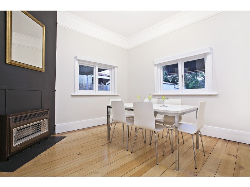 6 Railway Terrace, Largs Bay SA 5016