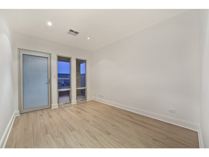 14 Ozone Avenue, Semaphore Park SA 5019