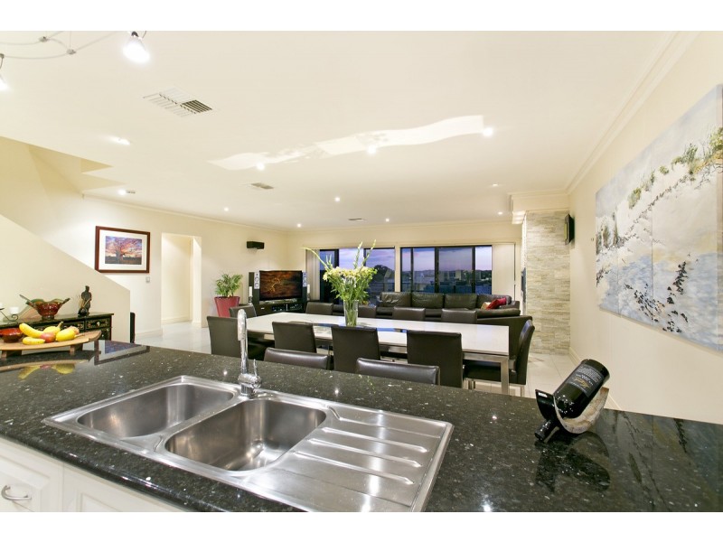 26 Gulf Point Drive, North Haven SA 5018