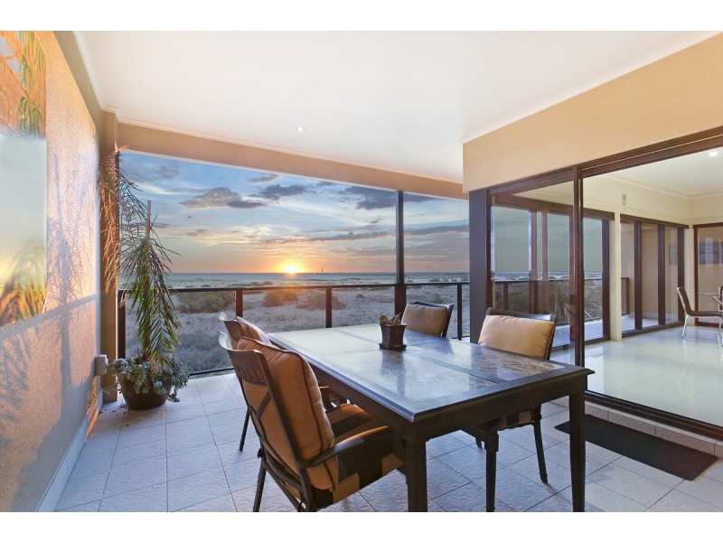 26 Gulf Point Drive, North Haven SA 5018